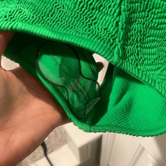 Bottega Veneta Green Crinkle One Piece Swimsuit - Picture 10 of 10